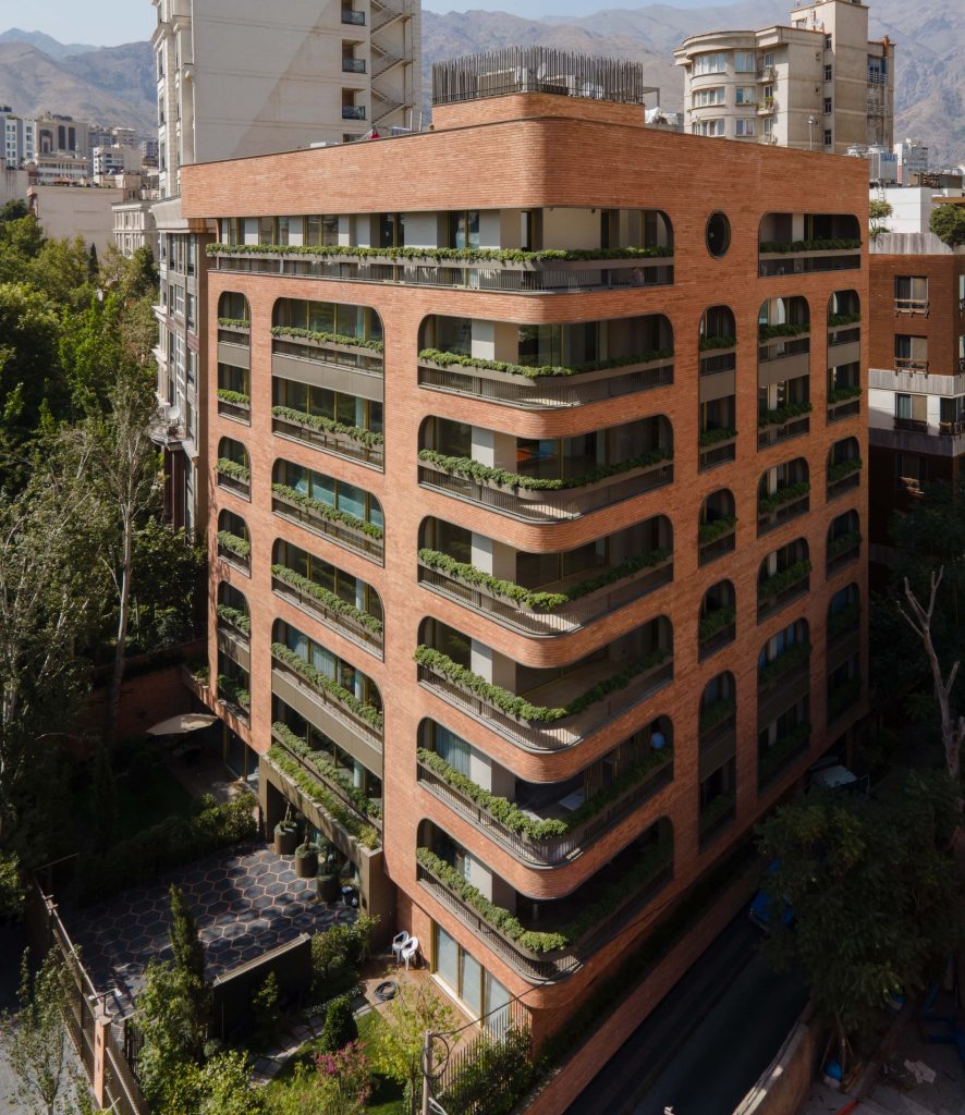 Plq. 18 Koohyar by Sefi Properties Photo by : Parham Raoufi